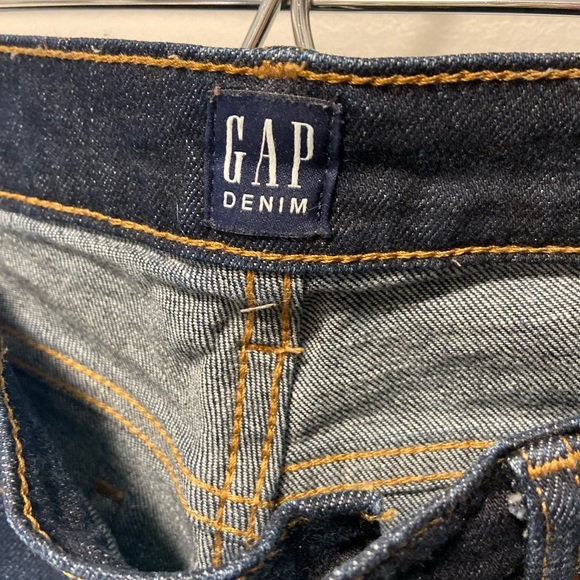 GAP. Best girlfriend jeans size 27 - Picture 2 of 5